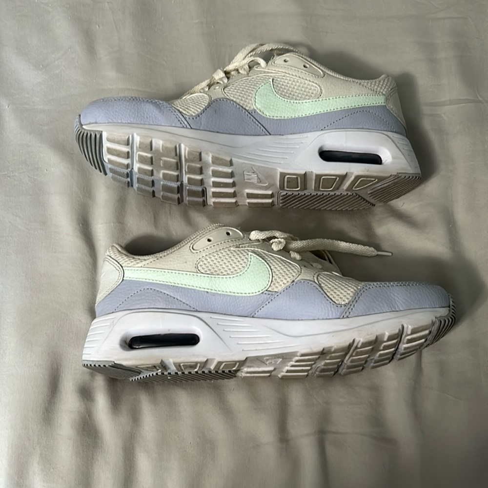 NIKE air shoes!